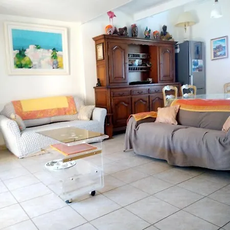 Maison De 3 Chambres Avec Vue Sur La Mer Jardin Clos Et Wifi A Hyeres